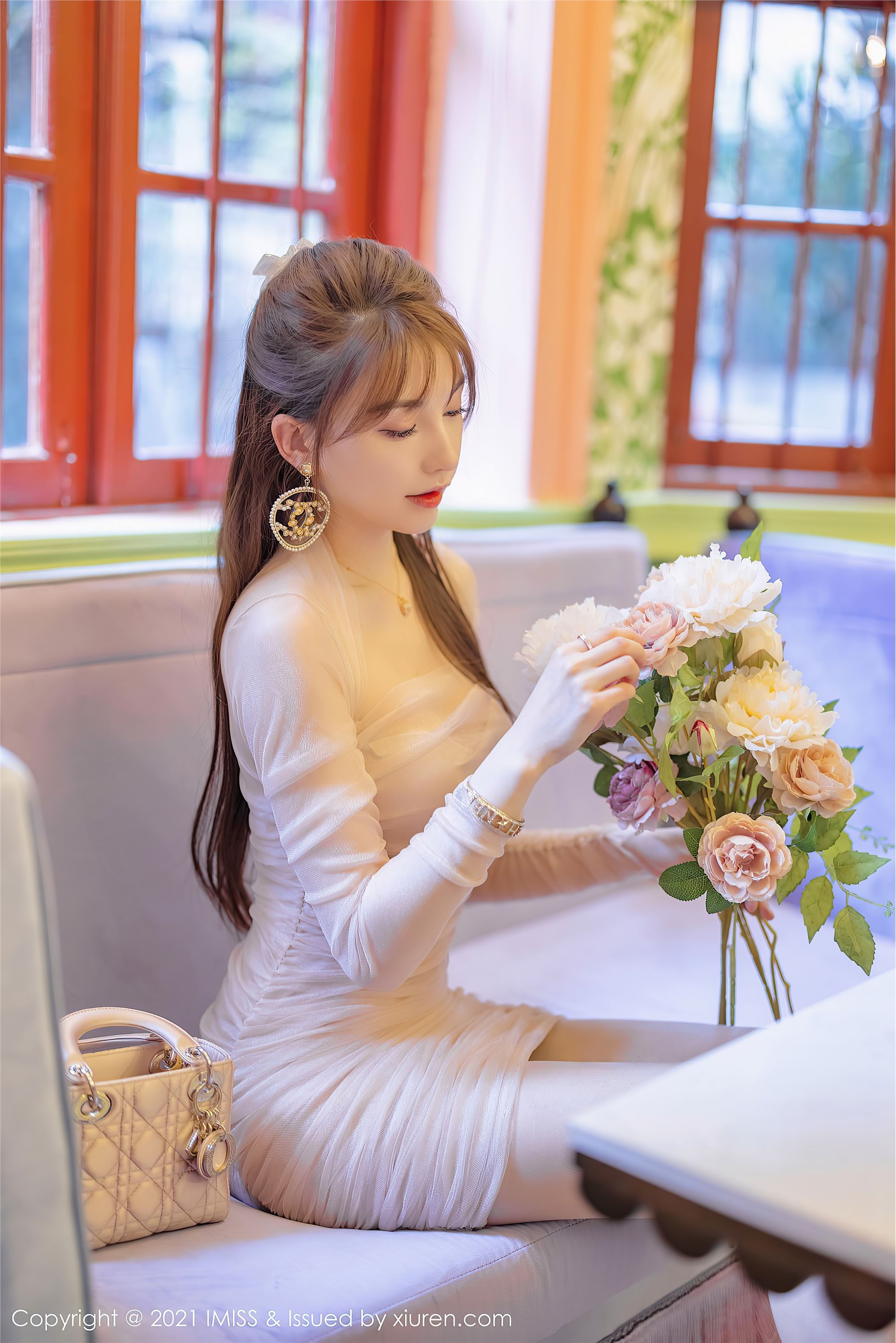 IMiss爱蜜社  2021.04.29 Vol.586 Lynn刘奕宁